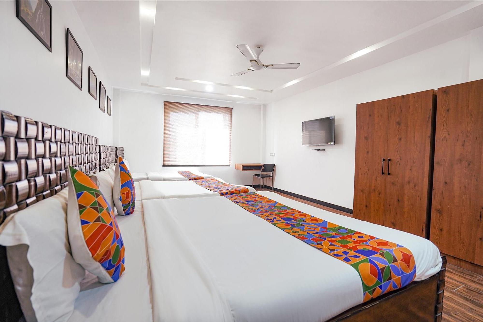 Fabhotel Villa De Benares Exterior photo